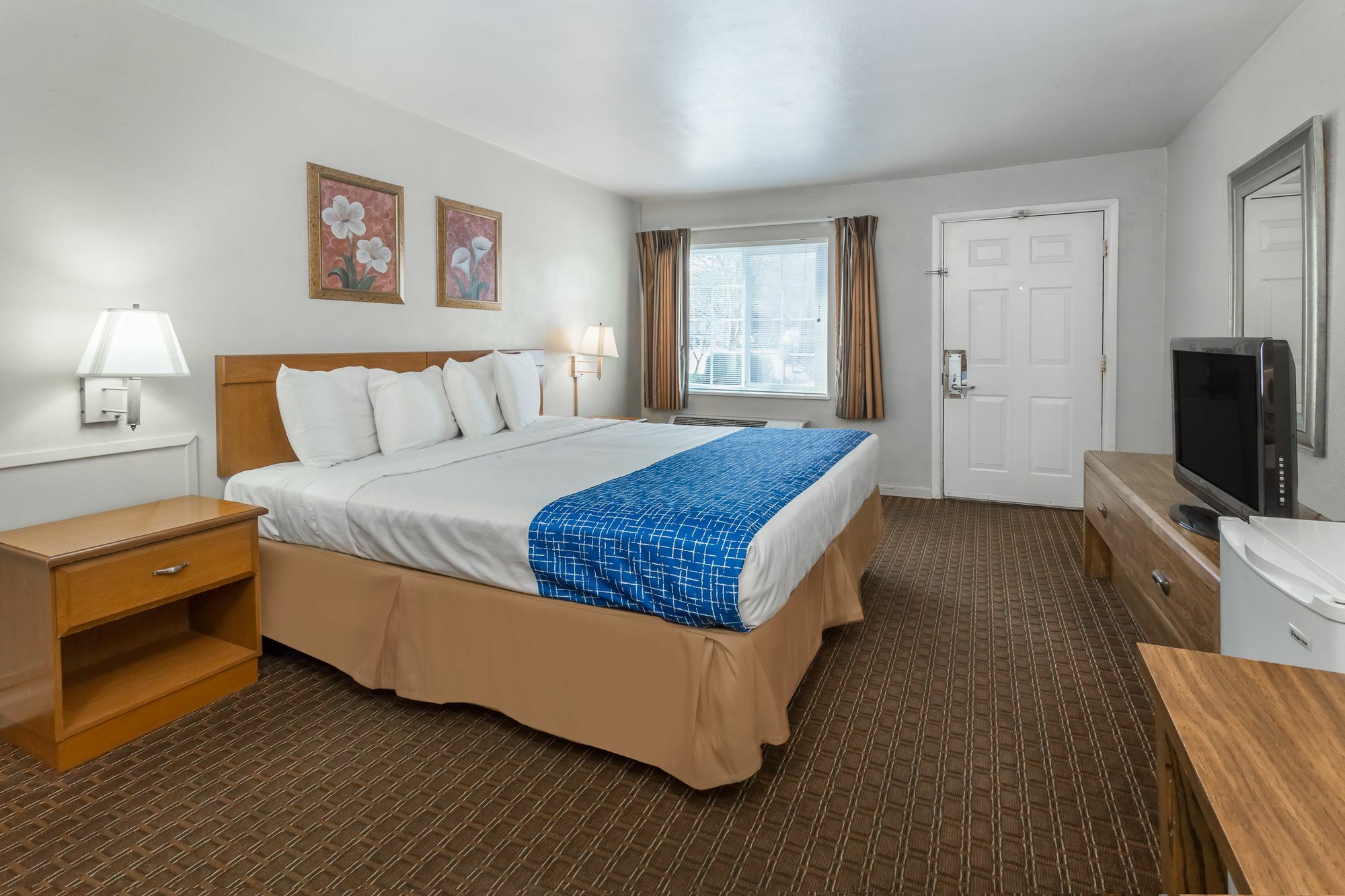 Travelodge By Wyndham Eugene Downtown/University Of Oregon מראה חיצוני תמונה