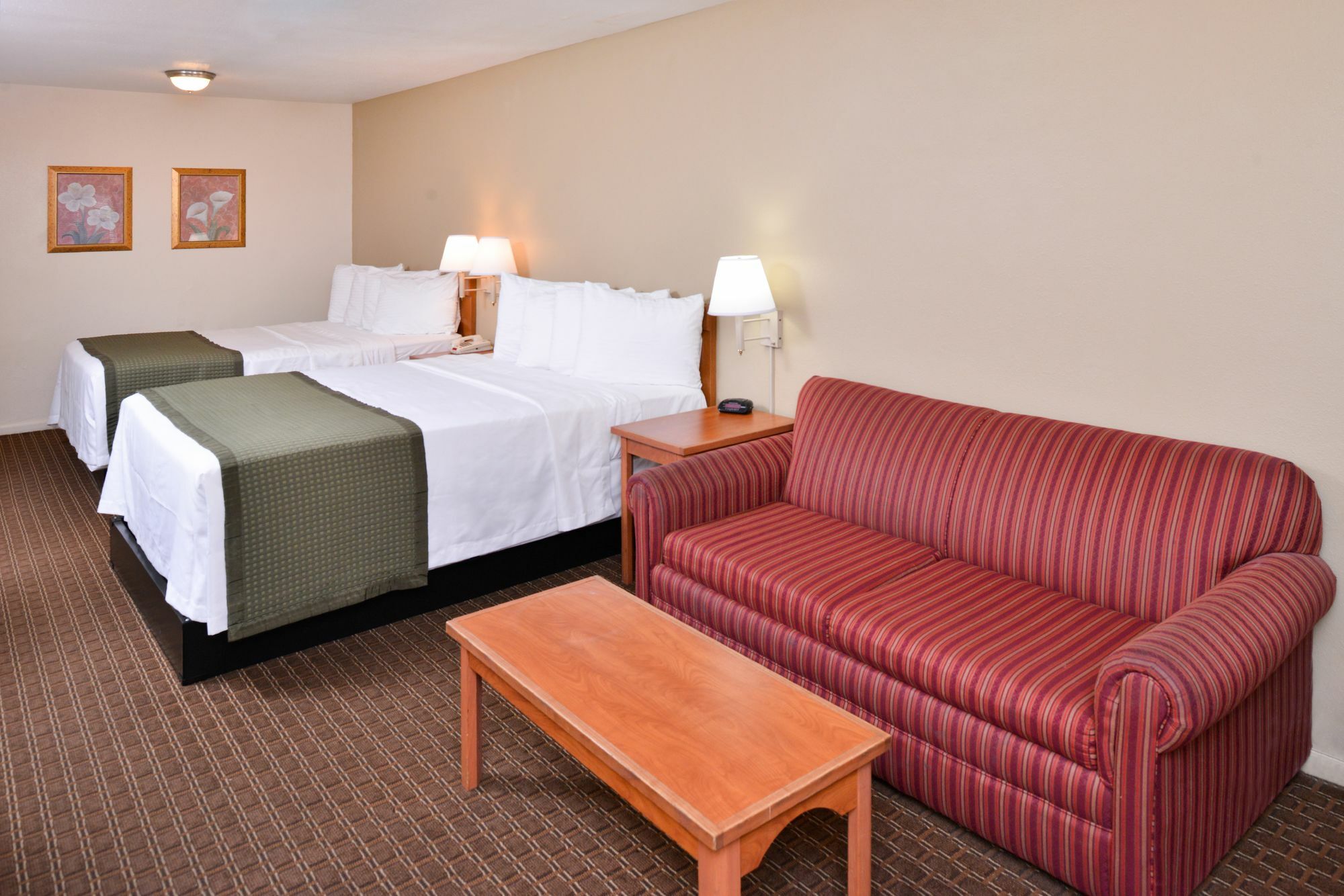 Travelodge By Wyndham Eugene Downtown/University Of Oregon מראה חיצוני תמונה
