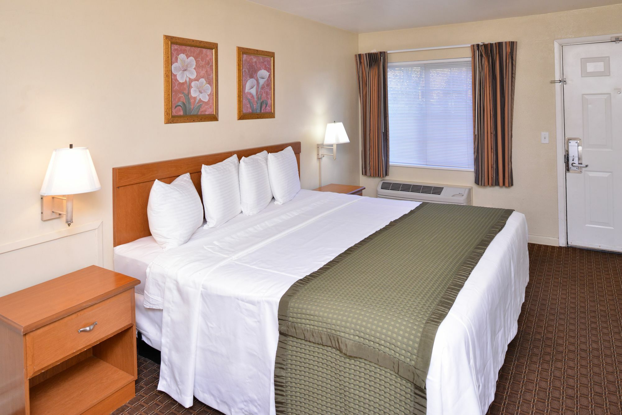 Travelodge By Wyndham Eugene Downtown/University Of Oregon מראה חיצוני תמונה